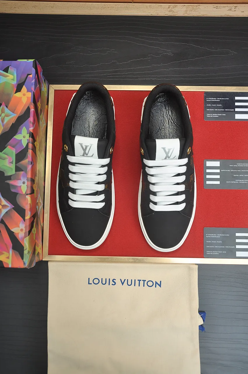 Men's shoes 💰540💶[LOUIS VUITTON] Original order price (mesh lining) new model 🍀LV Louis Vuitton * - top version of LV classic trendy shoes! Use imported original cowhide leather, cloth cowhide lining and original wear-resistant rubber outsole! High quality products! Code number 38-45 (45 is custom-made and cannot be returned or exchanged)